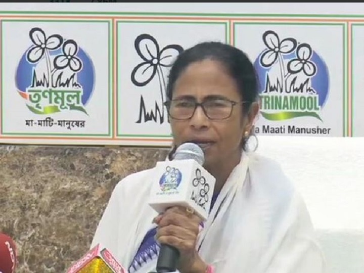 Mamata Banerjee calls EC's decision to curtails West Bengal campaigning as unfair, unethical and politically biased Mamata calls EC's decision to curtails West Bengal campaigning as ‘unfair, unethical and politically biased’