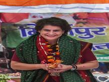 PICTURES: Priyanka Gandhi holds mega roadshow in UP\'s Mirzapur on last day of campaigning