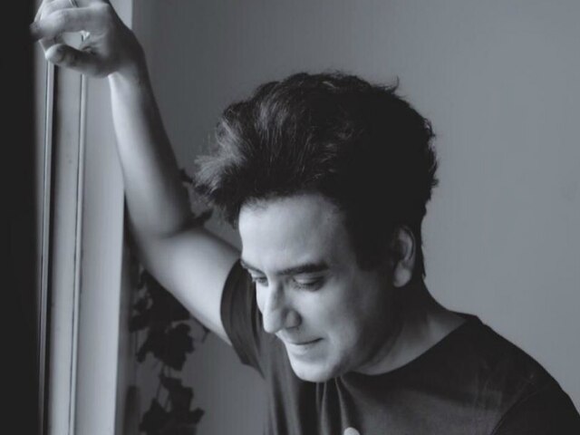 Court turns down actor Karan Oberoi's bail plea in rape case Court turns down actor Karan Oberoi's bail plea in rape case