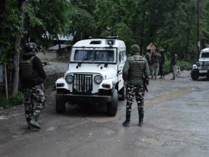 J&K Encounter: 2 militants killed in ongoing gunfight in Pulwama's Panzgam area, operation also underway in Anantnag district J&K Encounter: 2 militants killed in ongoing gunfight in Pulwama's Panzgam area, operation also underway in Anantnag district