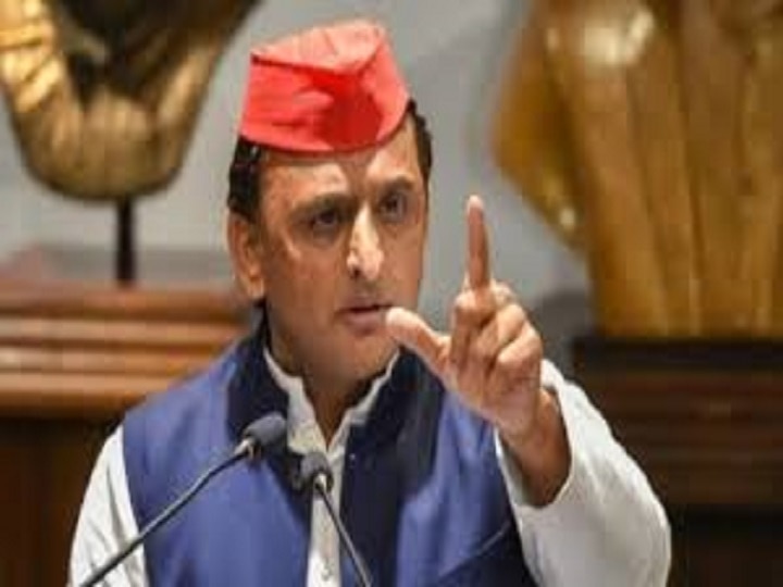 Akhilesh Yadav takes jibe at PM Modi's press conference, terms it 'last episode' of 'Mann ki Baat' on TV Akhilesh Yadav takes jibe at PM Modi's press conference, terms it 'last episode' of 'Mann ki Baat' on TV