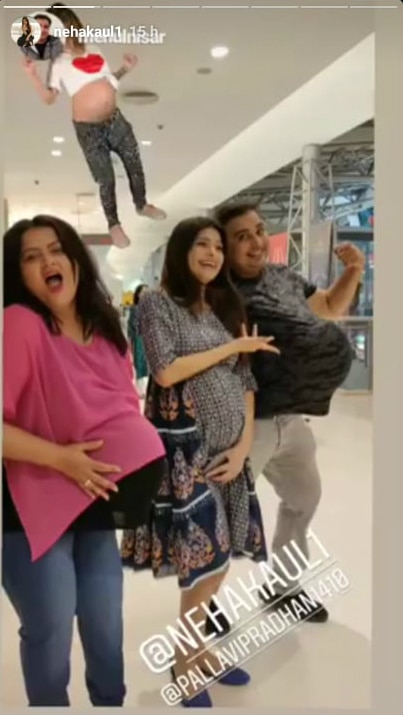 PICS: Pregnant TV actress Neha Kaul flaunts baby bump as she reunites with her 'Bahu Hamari Rajni Kant' co-stars!