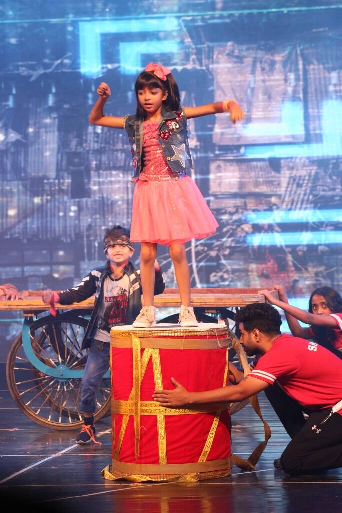 Though we simply loved her performance and we believe the little one is indeed a star