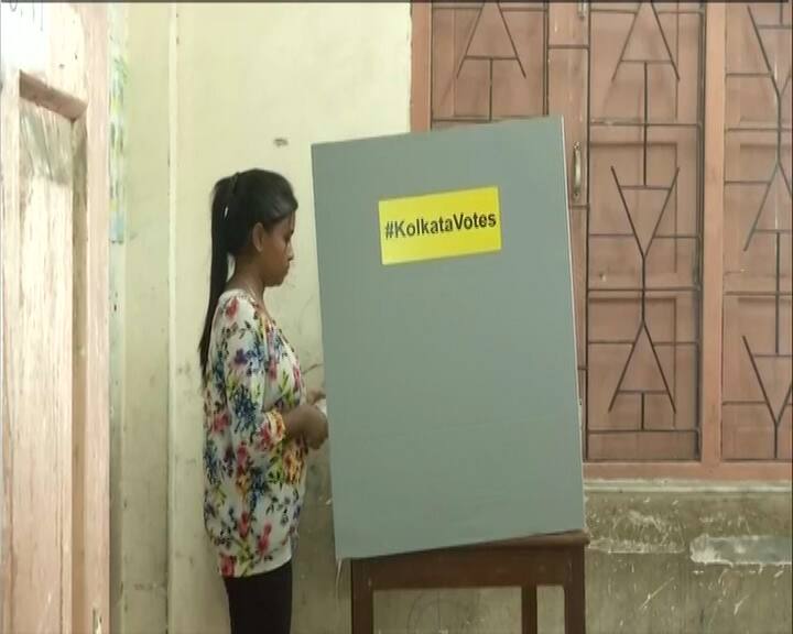 Earlier, after taking into account of all material circumstances, on the basis of reports submitted by the Returning Officer and the General Observer of this PC, the Secretariat of the Election Commission of India, has given instructions to Chief Electoral Officer (CEO), West Bengal for holding fresh election in this polling station tomorrow under Sub-Section (2) of Section 58 of the Representation of the People Act, 1951. / ANI IMAGE