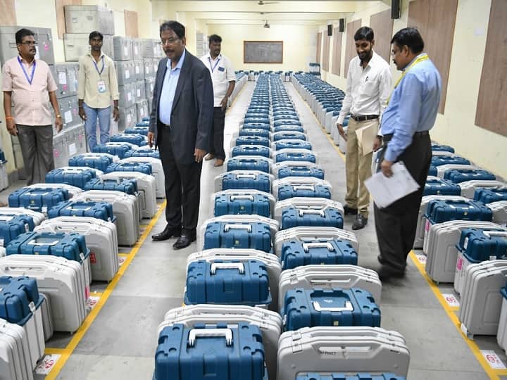 How EVM strong-rooms are secured as per the Election Commission How EVM strong-rooms are secured as per the Election Commission