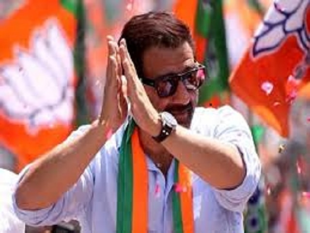 Gurdaspur results: BJP candidate Sunny Deol leads against Congress candidate Sunil Jakhar Gurdaspur results, BJP candidate Sunny Deol leads against Congress candidate Sunil Jakhar