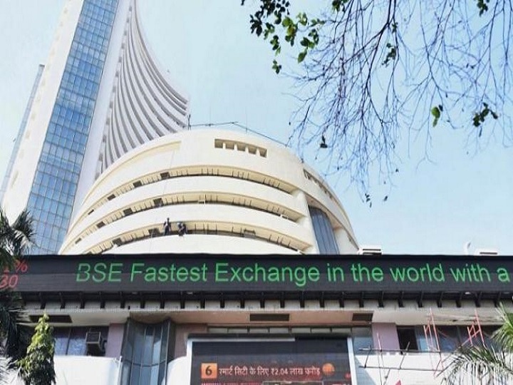 Sensex rallies over 400 pts after Modi's resounding victory Sensex rallies over 400 pts after Modi's resounding victory