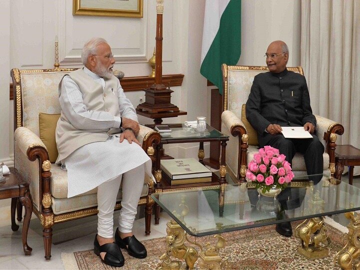 Election Results 2019: PM Modi meets President Kovind, tenders Cabinet resignation to form next govt Election Results 2019: PM Modi meets President Kovind, tenders Cabinet resignation to form next govt