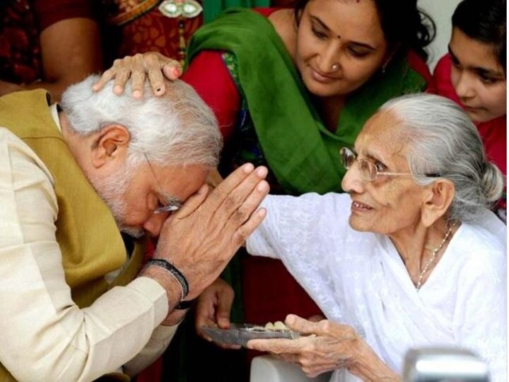 Modi to seek blessings of mother Heeraben in Gujarat today, in Varanasi for 'thanksgiving' tomorrow Modi to seek blessings of mother Heeraben in Gujarat today; in Varanasi for 'thanksgiving' tomorrow