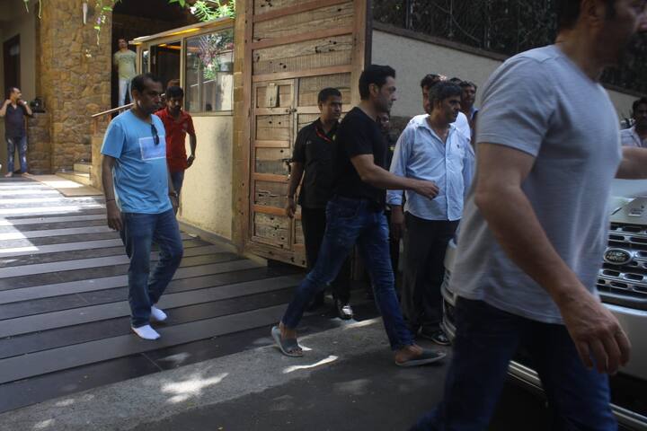 Film analyst Taran Adarsh made this announcement  while ago on Twitter writing: 