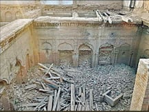 Shocking! Historical \'Guru Nanak palace\' vandalised in Pakistan