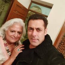 Salman Khan in Bina Kak\'s daughter Amrita\'s Wedding throwback pics is something you can\'t miss!