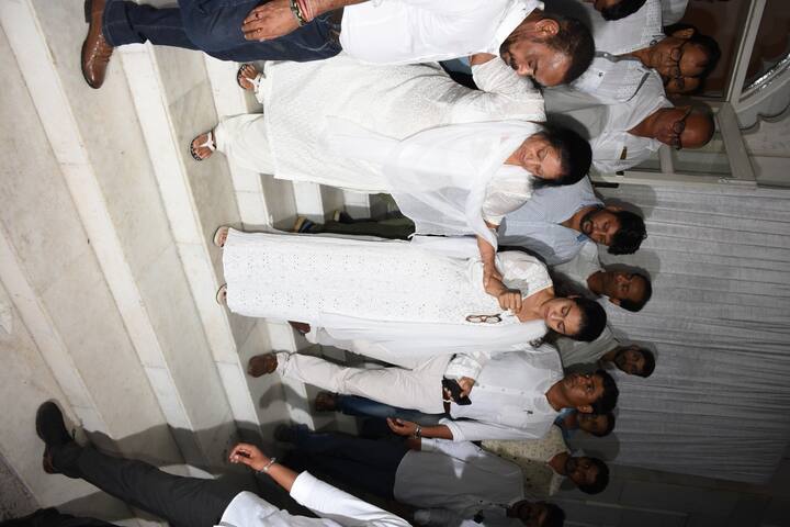 Kajol with Veena Devgan