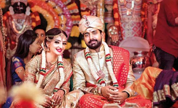 PICS: 'Saath Nibhana Saathiya' actress Lovey Sasan gets MARRIED to Koushik Krishnamurthy again in South Indian ceremony