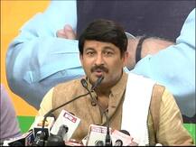 Delhi BJP Chief Manoj Tiwari mocks Kejriwal\'s free metro ride announcement