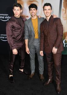 PHOTOS: Priyanka Chopra wows in a racy chainmail dress posing alongside hubby Nick Jonas at the premiere of the new Jonas Brothers documentary Chasing Happiness