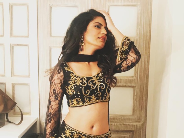 Portraying a bar dancer on-screen is no more a taboo in industry, says Thinkistan actress Rashmi Somvanshi Portraying a bar dancer on-screen is no more a taboo in industry, says Thinkistan actress Rashmi Somvanshi