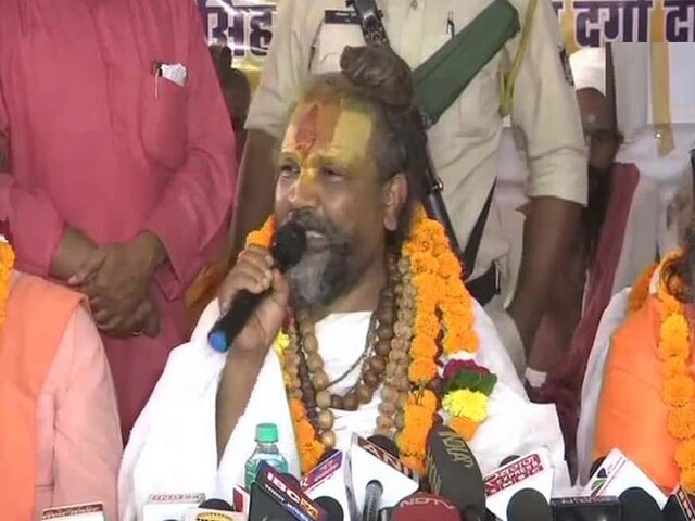 Madhya Pradesh: Computer Baba takes charge, demands chopper Madhya Pradesh- Computer Baba takes charge, demands chopper