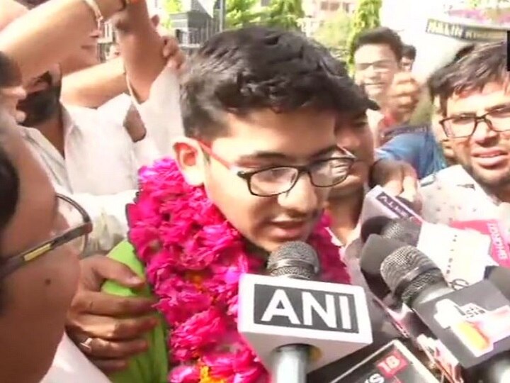 NEET 2019 topper Nalin Khandelwal shares success mantra: 'Kept off social media, smartphones', says AIR 1 holder NEET 2019 topper Nalin Khandelwal shares success mantra: 'Kept off social media, smartphones', says AIR 1 holder