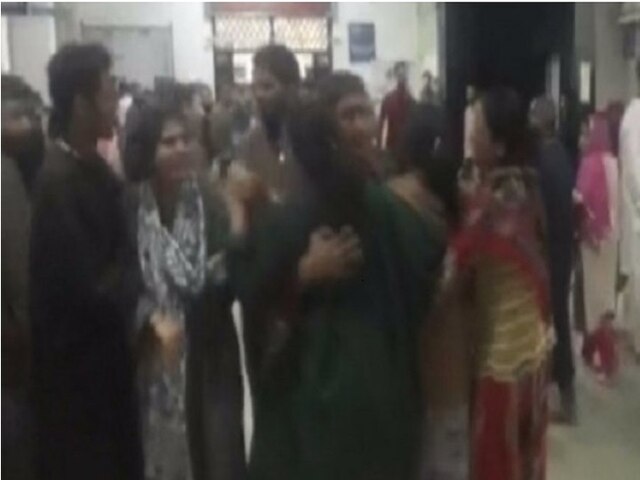 Indian soldier shot dead by terrorists in Anantnag; was at home on Eid holiday Indian soldier Ahmed Baig shot dead by terrorists in Anantnag; Was at home on Eid holiday