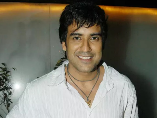 Rape-accused actor Karan Oberoi granted bail Rape-accused actor Karan Oberoi granted bail