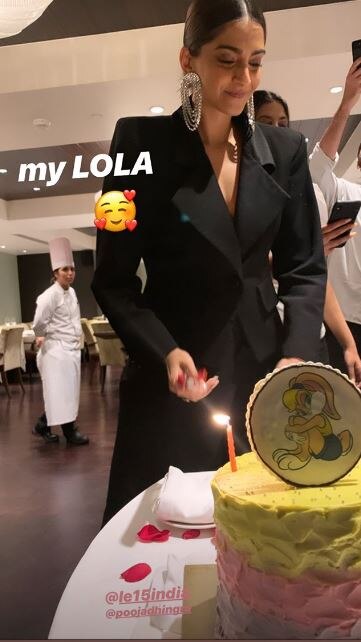 PICS-VIDEOS: Sonam Kapoor celebrates 34th birthday with her hubby Anand Ahuja, family and friends!