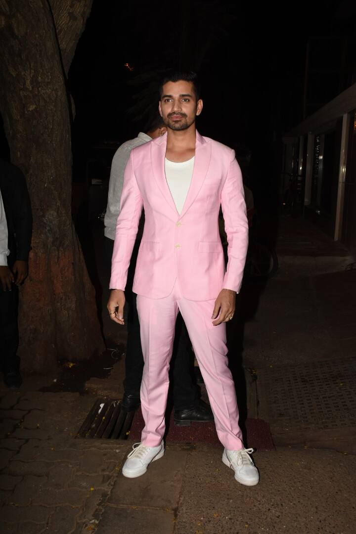 'Saath Nibhana Saathiiya' actor Vishal Singh at Ekta Kapoor's birthday bash. (Photo: Manav Manglani)