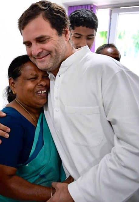 Congress President Rahul Gandhi on Sunday met 72-year-old Rajamma Vavathil a retired nurse present at the time of his birth./ Image: Twitter