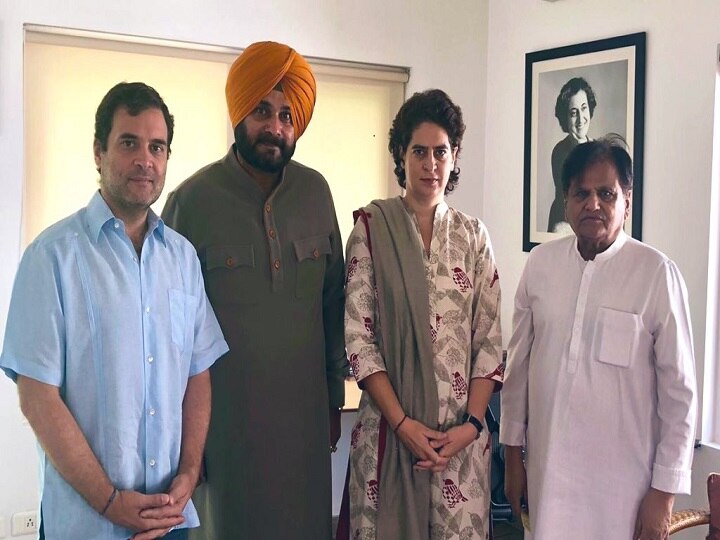 Amid tussle with Punjab CM Amrinder Singh, Sidhu meets Rahul, Priyanka Amid tussle with Punjab CM Amarinder Singh, Sidhu meets Rahul, Priyanka