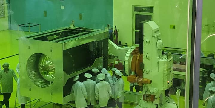 Chandrayaan 2 is an advanced version of the previous Chandrayaan 1 mission successfully launched about 10 years ago. Chandrayaan 1 had 11 payloads -- five from India, three from Europe, two from USA, 1 from Bulgaria and the mission was credited with the discovery of water on the lunar surface.