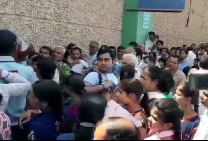 Huge crowd of patients and their relatives was seen outside the OPD at All India Institutes of Medical Sciences (AIIMS). ANI IMAGE