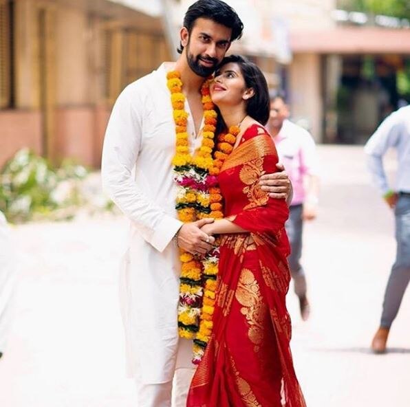 Charu Asopa-Rajeev Sen's pre-wedding festivities begin; Here are PICS-VIDEOS from engagement & mehendi ceremony!