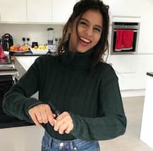 Shah Rukh Khan’s daughter Suhana Khan looks STUNNING in her new picture