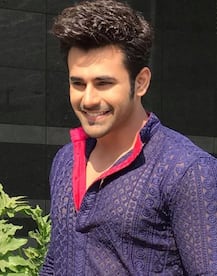 Father\'s Day 2019: Pearl V Puri, Anushka Sen, Debina Bonnerjee, Namik Paul & other TV actors thank their fathers