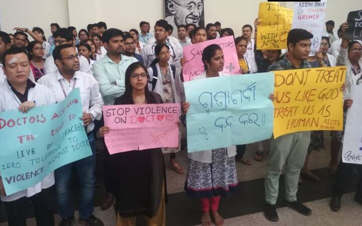 Hundreds of private hospitals, nursing homes and clinics across the nation suspended outpatient services on Monday following a call by the Indian Medical Association to hold a day-long strike in solidarity with the doctors sitting on a protest in West Bengal. (ANI)