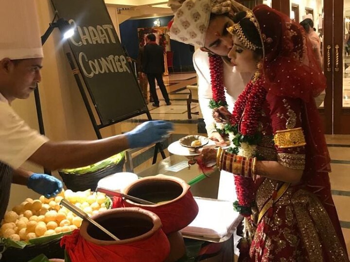 PICS & VIDEO: NEWLY MARRIED Rajeev Sen & Charu Asopa eat ‘golgappas’ after wedding THIS pic of NEWLYWEDS Rajeev Sen & Charu Asopa eating ‘gol gappas’ after wedding is too CUTE for words!