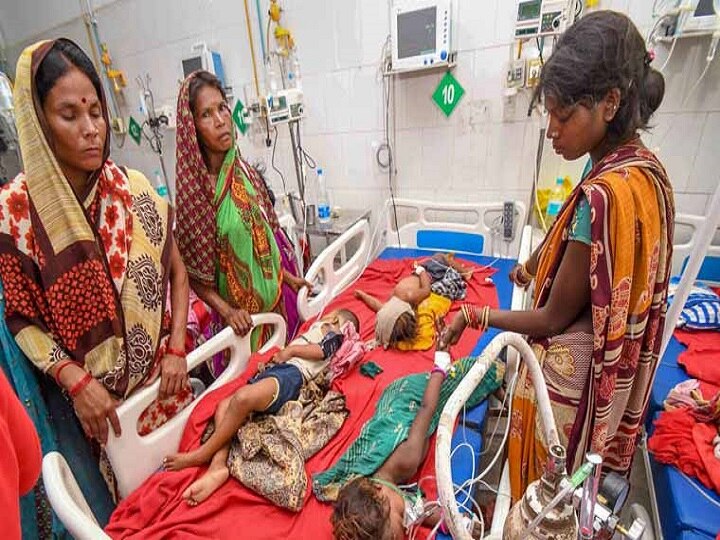 Bihar encephalitis deaths: AES toll climbs to 140; Protesters in Delhi demand resignation of CM Nitish Kumar, health min Mangal Pandey Bihar encephalitis deaths: AES toll climbs to 140; Protesters demand resignation of CM, health min