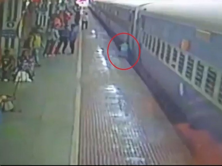 Viral video! Watch man miraculously escaping death after train runs over him Viral video! Watch man miraculously escaping death after train runs over him