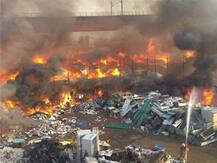 PICTURES: Major Fire Breaks Out Near Delhi\'s Kalindi Kunj Metro Station