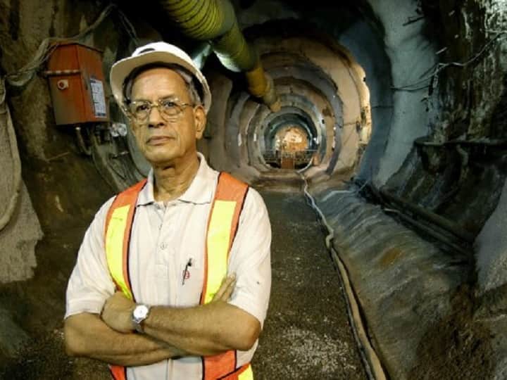 Metro Man Sreedharan Calls Free Ridership Election Gimmick; AAP Says BJP Using Him Metro Man Sreedharan Calls Free Ridership Election Gimmick; AAP Says BJP Using Him