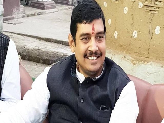 Absconding Rape Accused BSP MP Atul Rai Surrenders In Varanasi Court; Gets 14-Day Remand Absconding Rape Accused BSP MP Atul Rai Surrenders In Varanasi Court; Gets 14-Day Remand