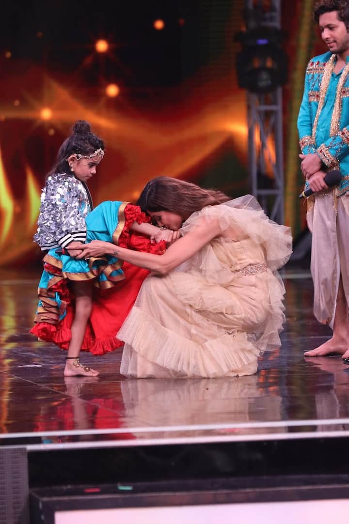 Rupsa won several hearts, all thanks to her amazing dance performances. Even judge Shilpa Shetty couldn't help but praise the child prodigy.