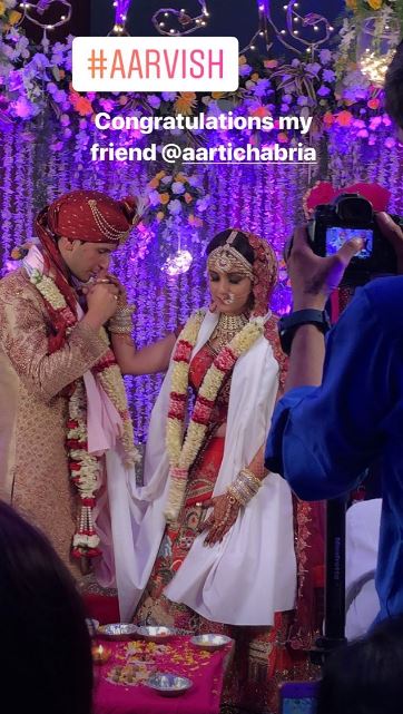 Aarti Chabria finally declares her Wedding, shares a picture with husband Visharad Beedassy from Mauritius and a cool caption!