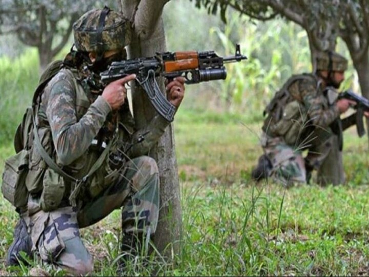 Encounter In Pulwama: Gunfight Rages In Tral Forest Area Of Jammu And Kashmir Encounter In Pulwama: Gunfight Rages In Tral Forest Area Of Jammu And Kashmir