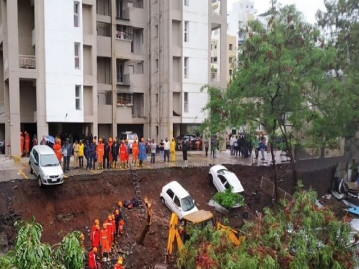 Bone-chilling incident jolts Pune:  20 ft wall collapses on shanties, 16 people dead Bone-Chilling Incident Jolts Pune:  20 ft Wall Collapses On Shanties, 17 People Dead