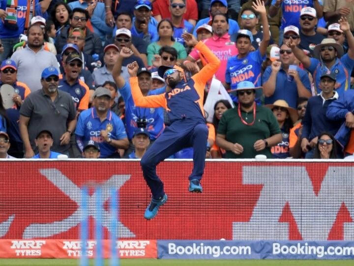 World Cup 2019: Rahul leaves field after landing on his back while attempting Bairstow's catch World Cup 2019: KL Rahul leaves field after landing on his back while attempting Bairstow's catch