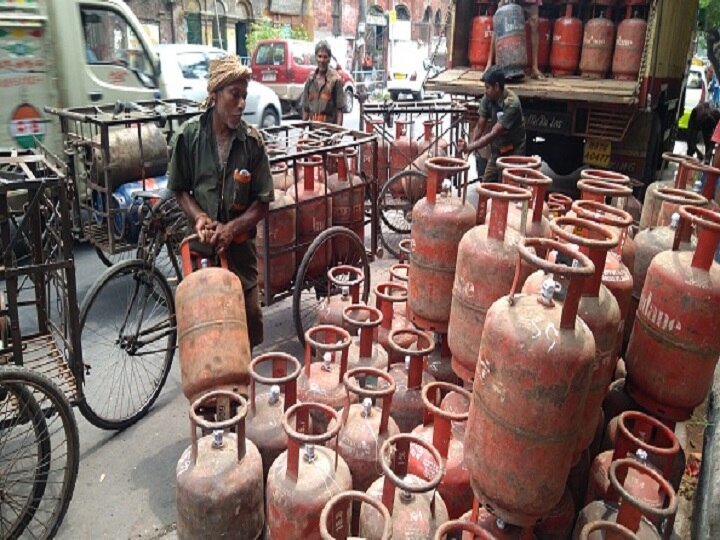 LPG Prices Today LPG cylinder price rise by Rs 50 again Check latest price in major cities LPG Price Hike: Now, Shell Rs 50 More After Second Price Hike In A Fortnight; Check Rate In Major Cities