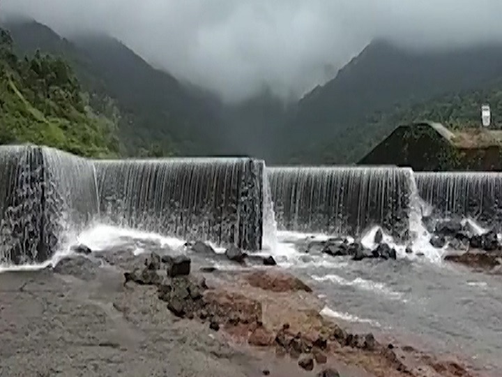 At least 6 killed, 23 missing in dam burst in Maharashtra's Ratnagiri district At Least 6 Killed, 23 Missing In Dam Burst In Maharashtra's Ratnagiri District