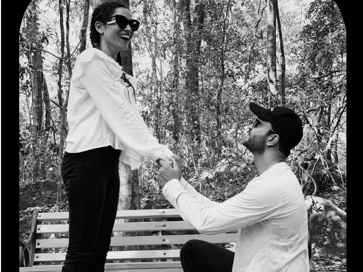 Ankita Lokhande’s Boyfriend Vicky Jain Proposes To Her In The Most Romantic Manner! PHOTOS: Ankita Lokhande’s Boyfriend Vicky Jain Proposes To Her In The Most Romantic Manner!