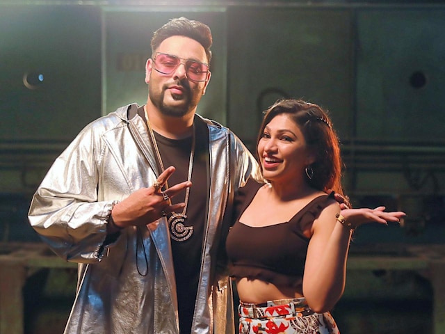 Tulsi Kumar And Badshah’s Ode To The 90’s - Shehar Ki Ladki Tulsi Kumar and Badshah’s ode to the 90’s - Shehar ki Ladki